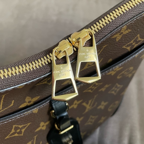 Authentic Louis Vuitton Odeon PM Monogram Noir with Short Monogram Strap - Picture 16 of 16